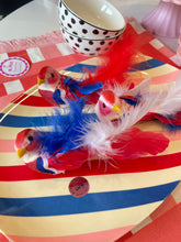 Load image into Gallery viewer, Luxury feather clip on bird - single