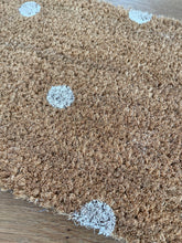 Load image into Gallery viewer, White spot door mat close up
