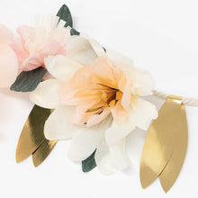 Load image into Gallery viewer, Paper flower garland
