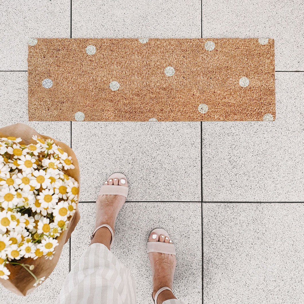 White spot doormat